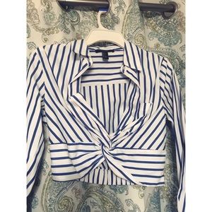Striped twist front bottom down crop top